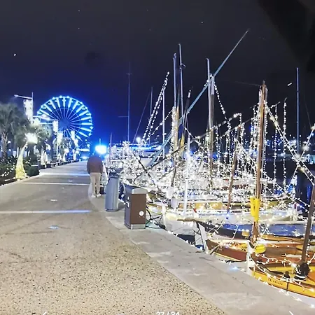 Coquillages Et Crustaces * Saint Aygulf